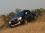 Suzuki Equator 2009 года
